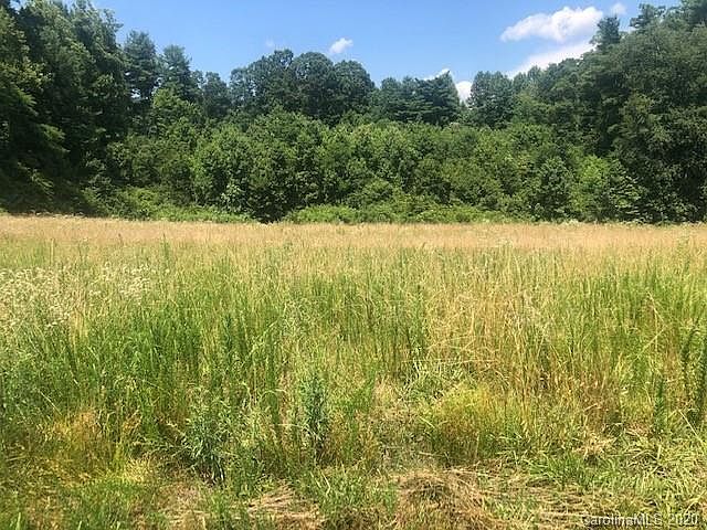 2nd image of 1471 Howard Gap Loop Rd #1