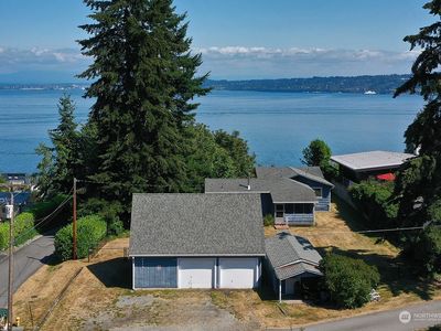6873 Crystal St, Clinton, WA, 98236