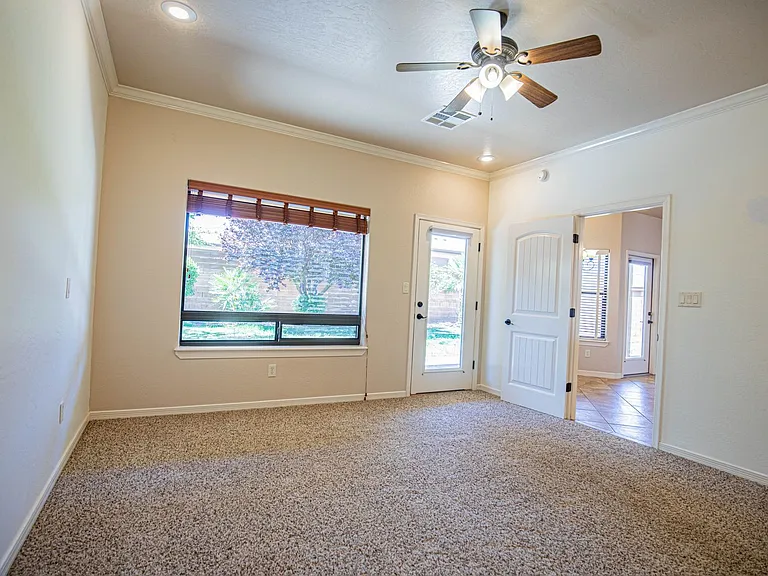 1124 Pajarito Dr — Photo 27