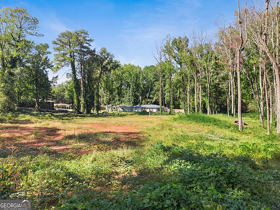 3rd image of 4011 W Hilda Cir