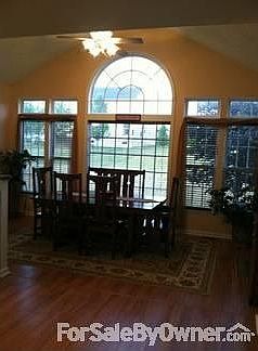 Morning Room
						:
						Let the morning sun shine thru the large Pella windows as you eat and chat.