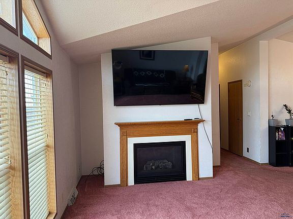 4th image of 14851 Radar Hills Dr