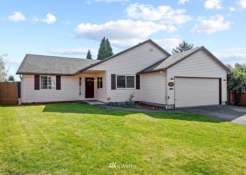 1st image of 10215 NE 86th Way