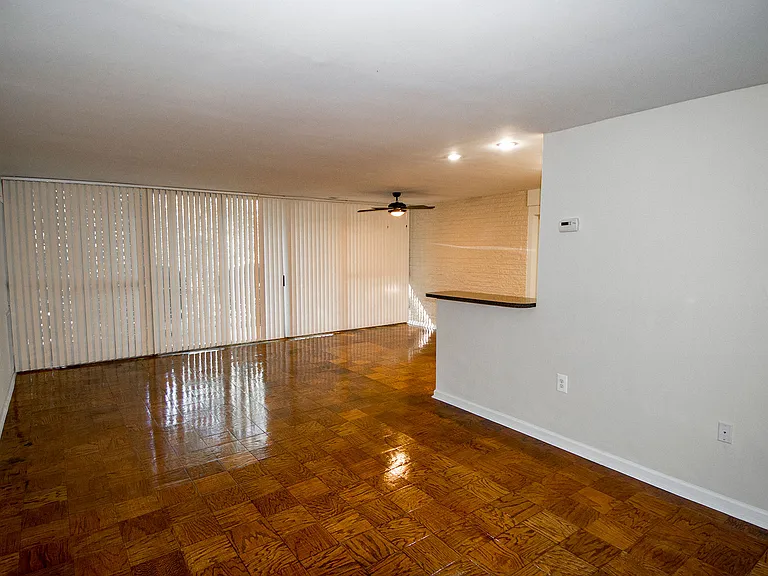 Heritage Park Apartments — Photo 74