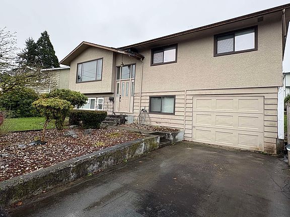 2nd image of 12234 99a Ave