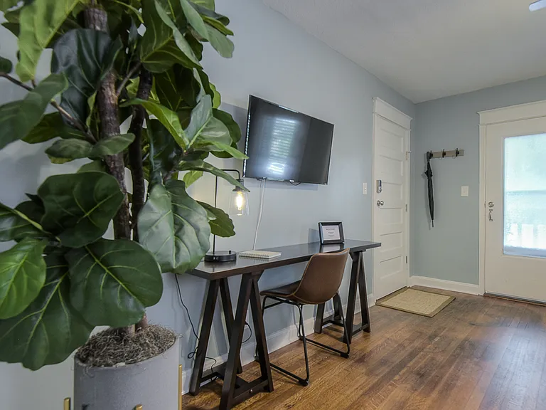 2541 Cherry St #3S — Photo 3