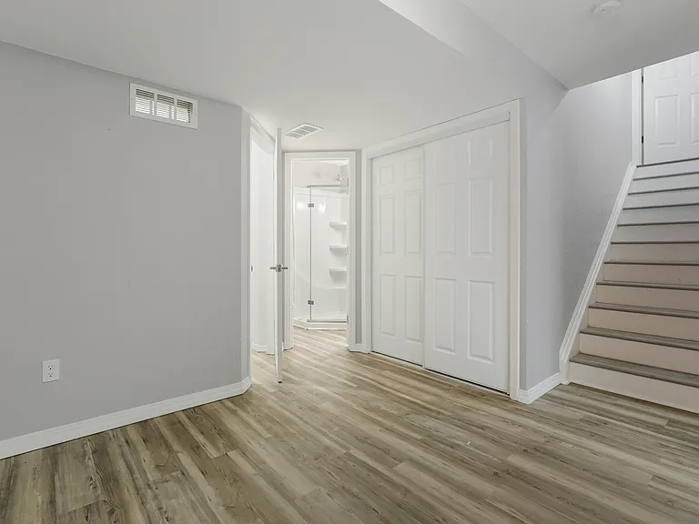 5624 S Yakima St — Photo 19