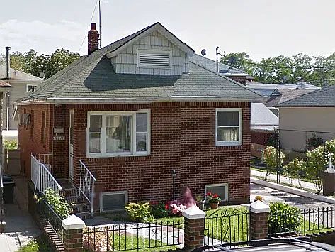 1st image of 122-14 6th Ave