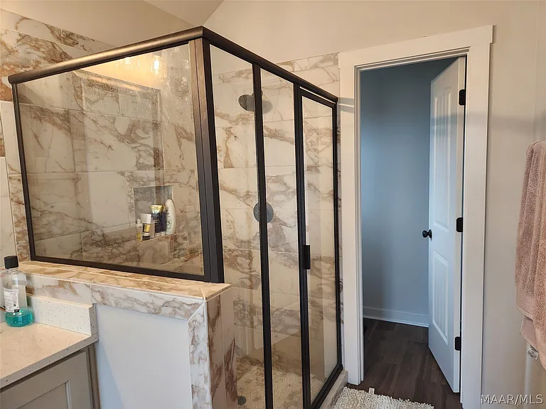 292 Hedgefield Dr — Photo 36