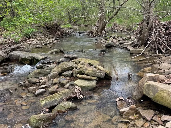 Madison St #3350, Huntsville, AR 72740