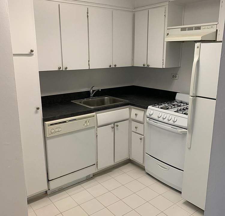 1st image of 330 E 46th St APT 12J