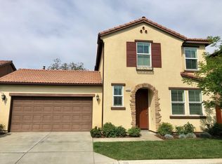 2404 Chardonnay Pl, Hanford, CA 93230