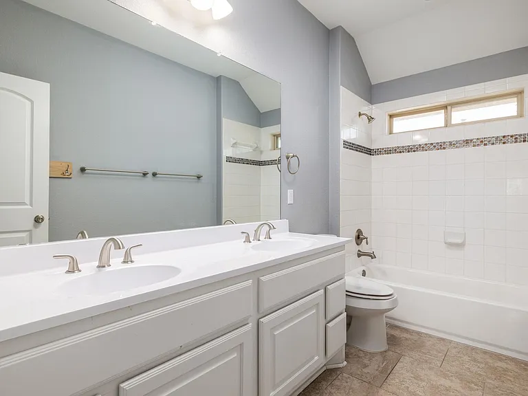 225 Kirkhill St — Photo 21