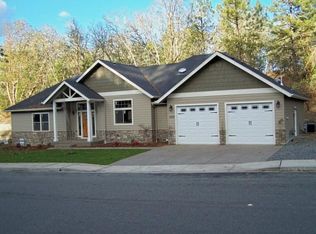 2267 Haviland Dr, Grants Pass, OR