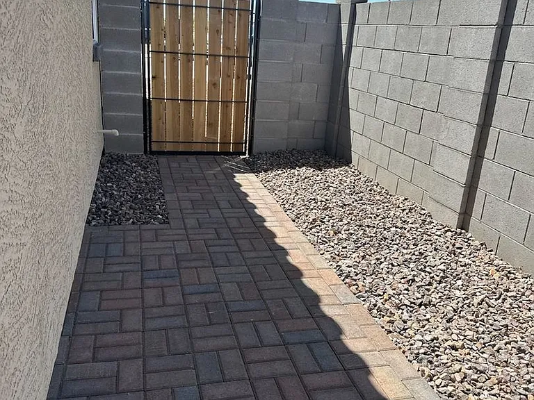 20120 W Palo Verde Dr — Photo 21