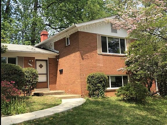 Beautiful wooded lot