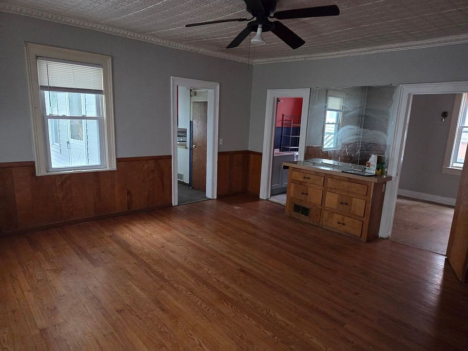 1st image of 811 N Townsend St