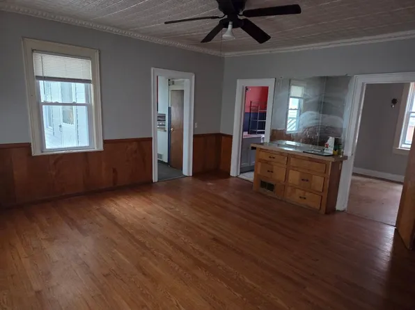811 N Townsend St, Syracuse, NY 13208