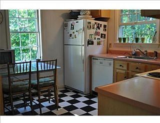 2nd image of 117 Summer St
