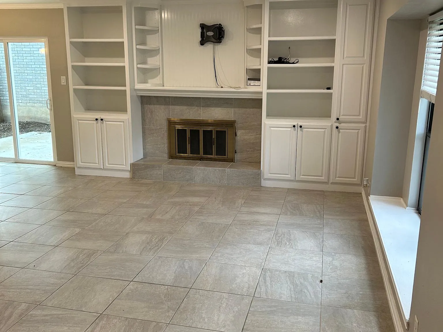 3 bed, 2.5 bath, 1512 sqft, $2,095 — Photo 3