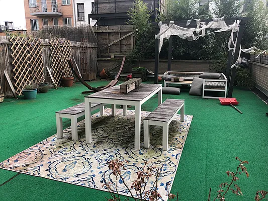 Rented by City View Living | media 49