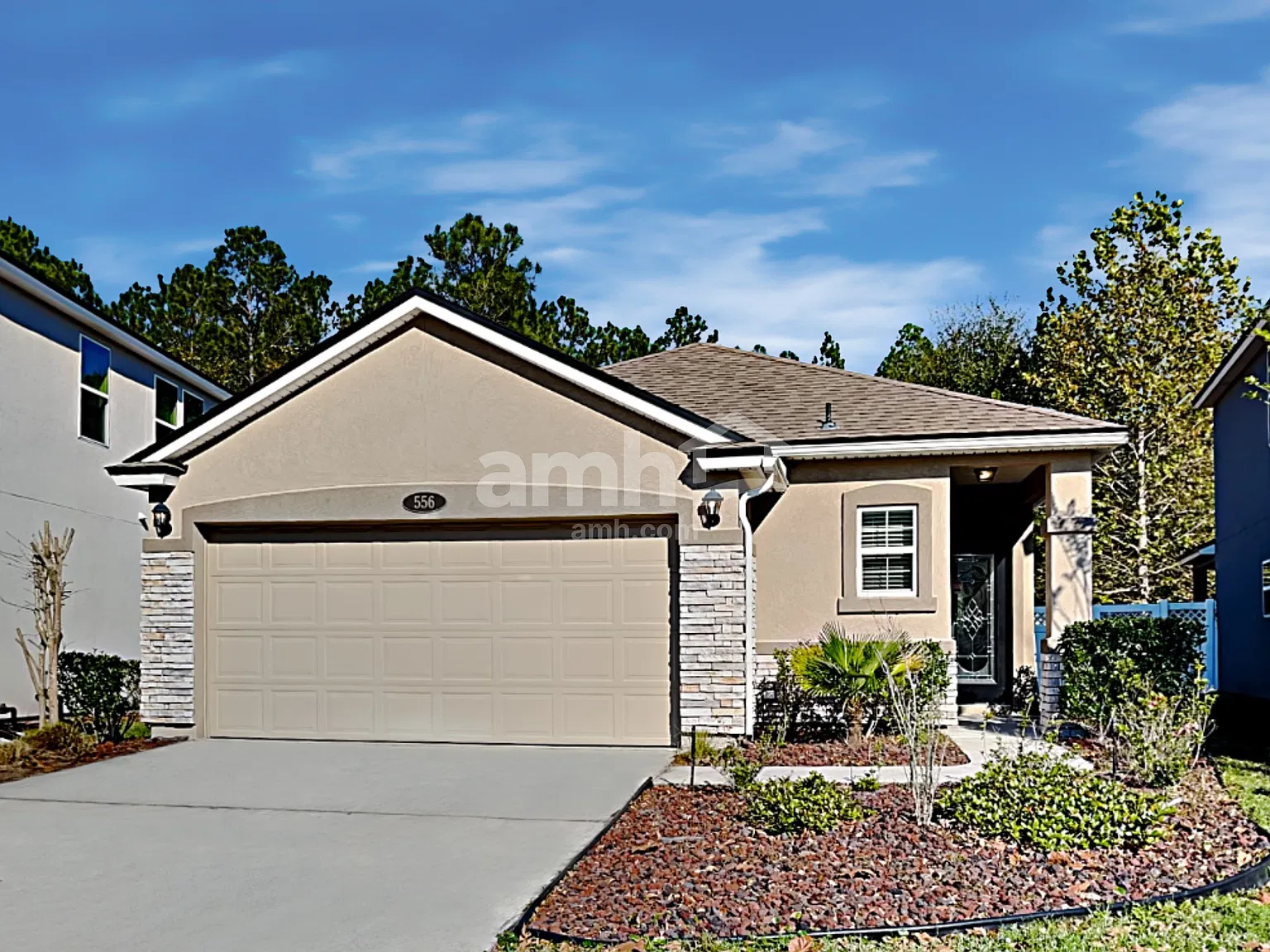 3 bed, 2.0 bath, 1661 sqft, $2,110 — Photo 1