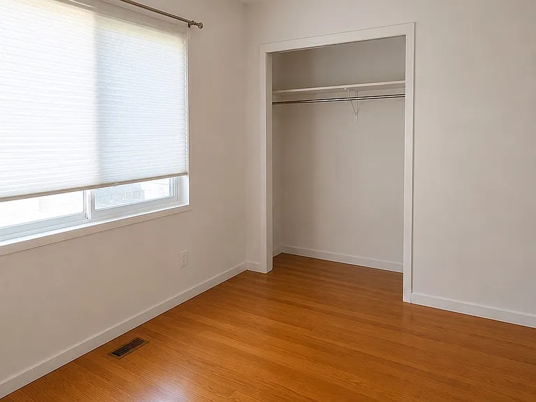 1203 Colby Dr — Photo 9