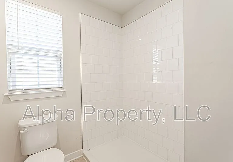 300 Huntingdale Pl — Photo 19