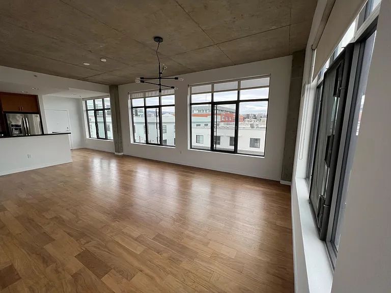 288 3rd St #616 — Photo 21