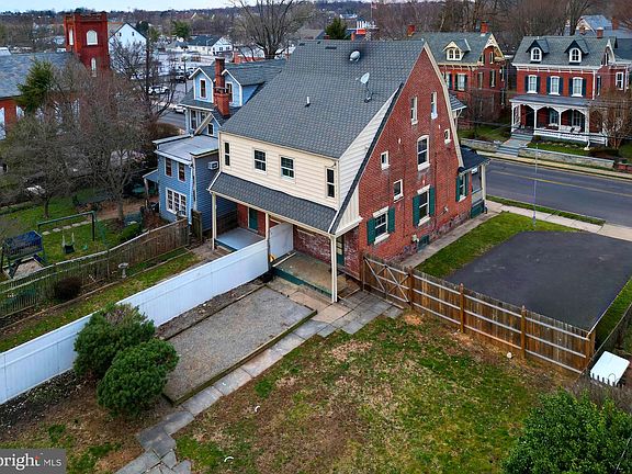 5th image of 108-110 E Washington Ave