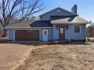 3411 Ridgeway Drive, Eau Claire, WI 54701