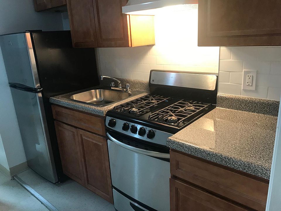 2nd image of 67 Palisade Ave #1B