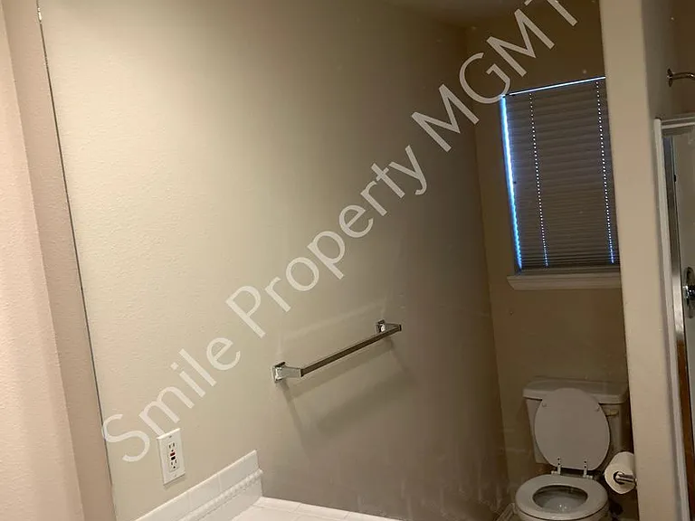 13840 SE 131st Ave — Photo 17
