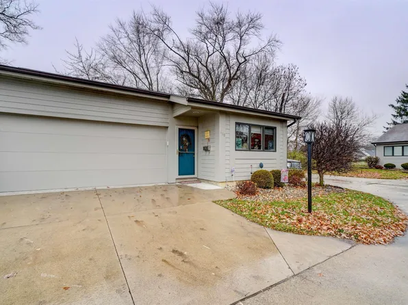 271 N McClellan St APT 119, Auburn, IN 46706