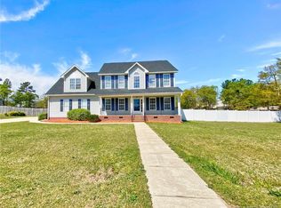 96 Woodshire Dr, Lillington, NC 27546