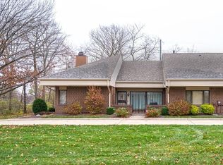 3621 Spy Run Hill Dr, Fort Wayne, IN