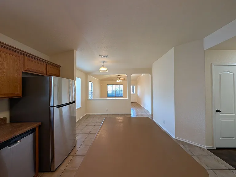 268 Goliad Dr — Photo 9