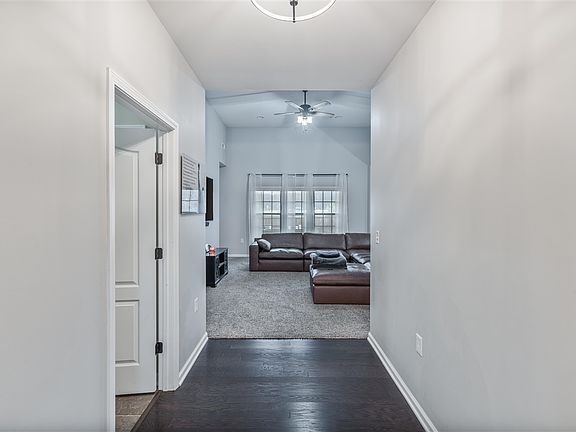 5th image of 7106 Stone Meade Ln