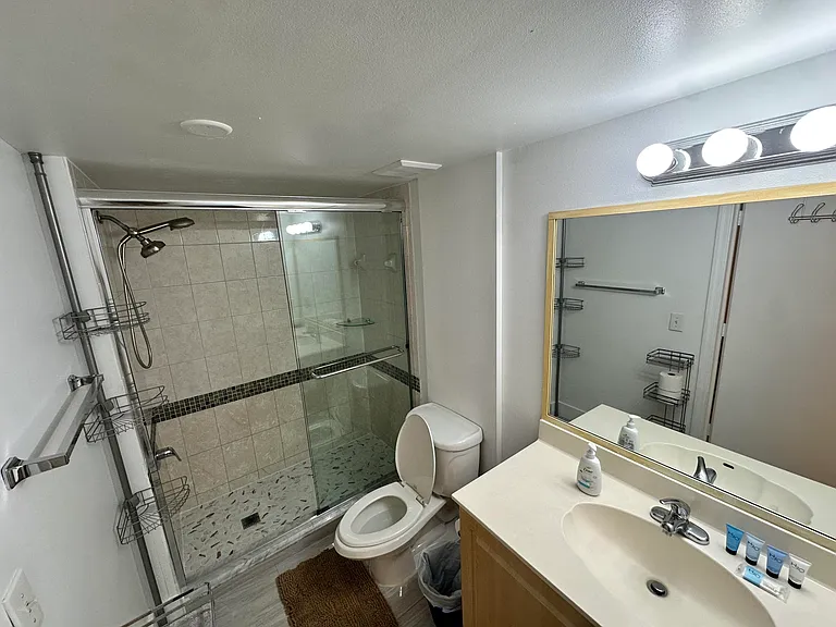 102 SW 6th Ave #206 — Photo 6
