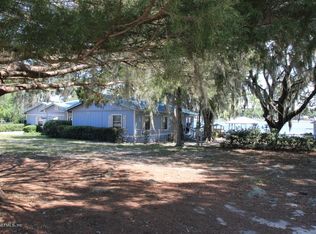 124 Violet Cir, Interlachen, FL 32148