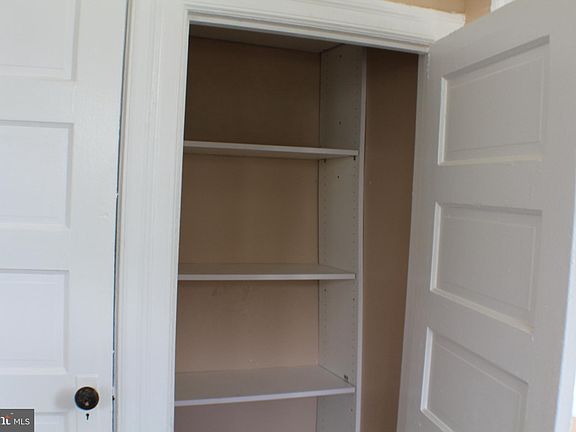 3rd image of 1430 Widener Pl