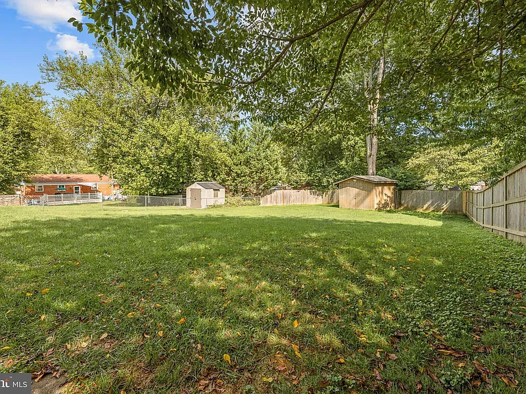 11809 Timber Ln — Photo 29
