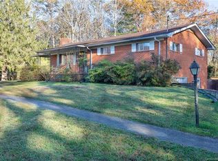 10581 Boylston Hwy, Mills River, NC 28759
