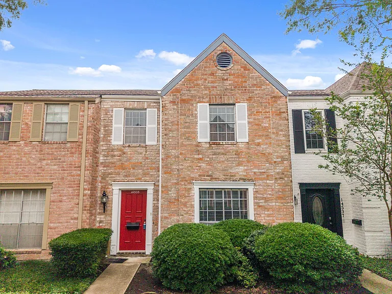 14535 Misty Meadow Ln — Photo 2