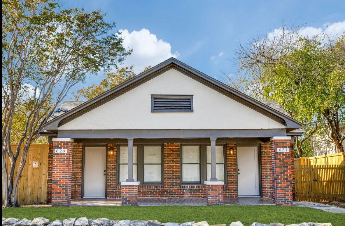 Building Photo - 631 N Van Buren Ave