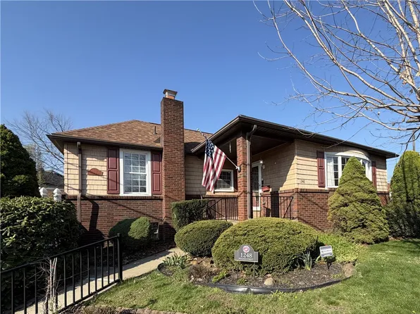 1248 Pocono St, Pittsburgh, PA 15218