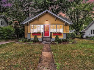515 N Saint Joseph St, Suttons Bay, MI 49682