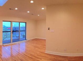 1263 Chalet Rd APT 311, Naperville, IL 60563