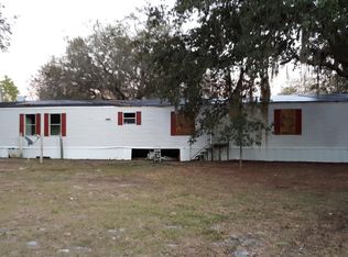 384 Songbird Rd, Palatka, FL 32177