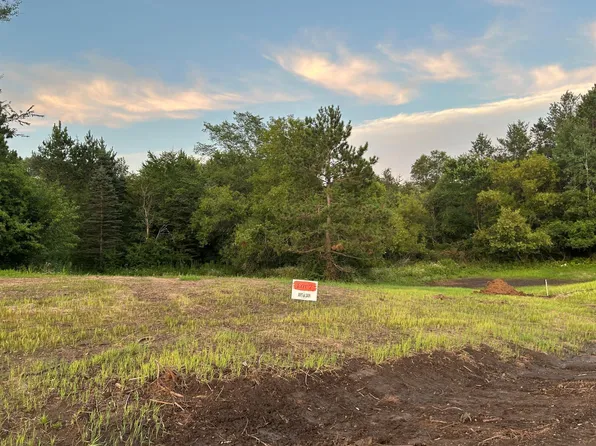 1195 60th St, Hudson, WI 54016